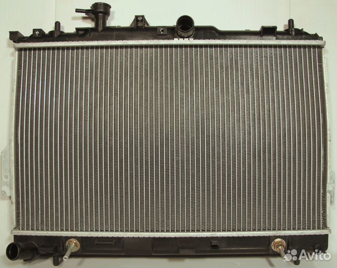 Радиатор охлаждения Hyundai Matrix 1.6-1.8 (02-10) AT