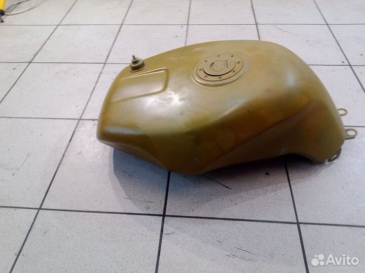 Бензобак Suzuki GSX-R 1100P 1992г