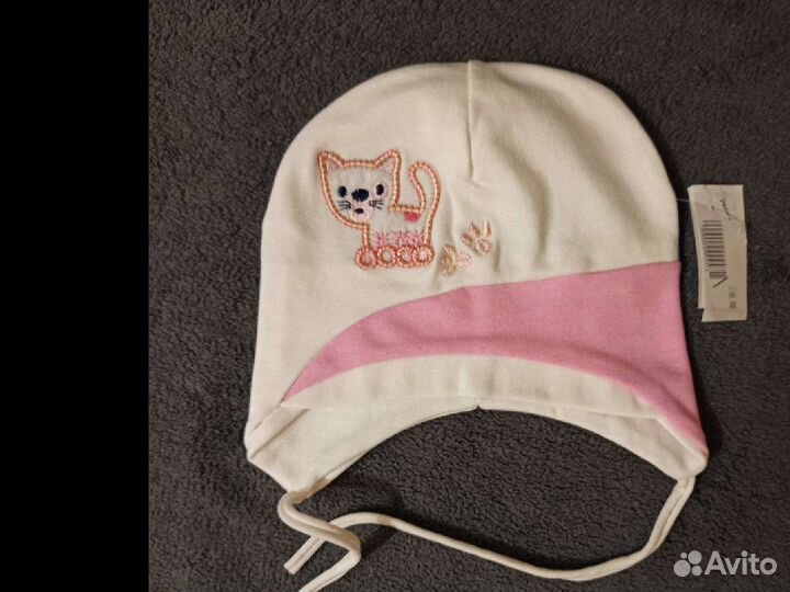 Шапка для девочки новая