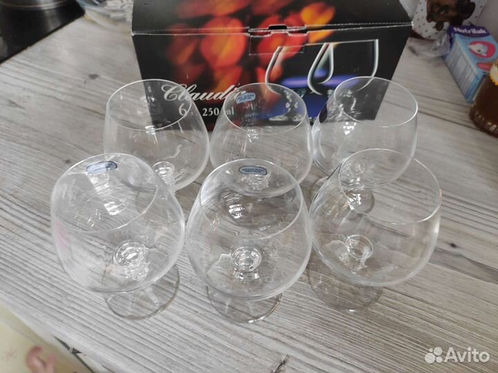 Новый набор коньячных бокалов