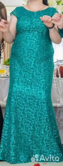 Платье вечернее