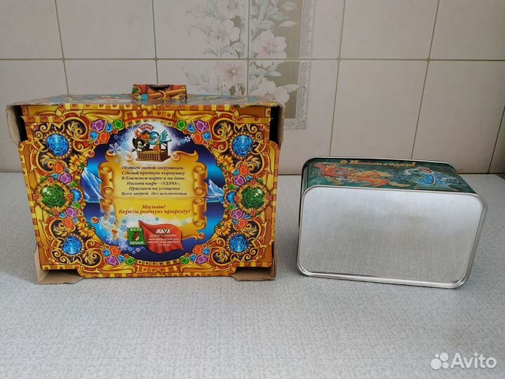 Коробки жестяные, банки из под чая, подарков