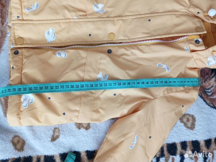 Демисезонная куртка для девочки 92