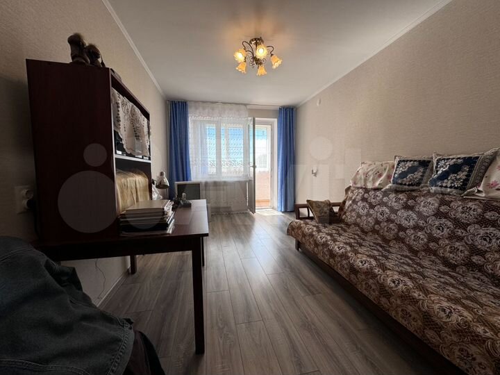 3-к. квартира, 71,4 м², 2/5 эт.