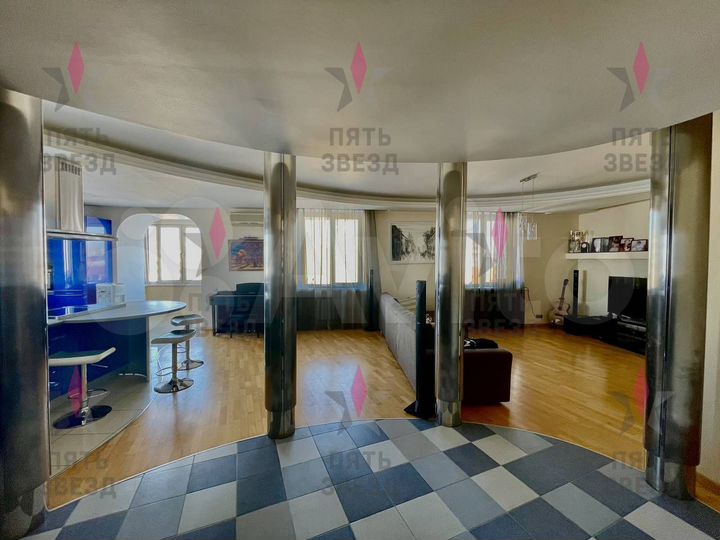 3-к. квартира, 143,5 м², 9/9 эт.