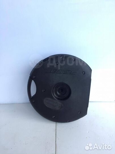 Сабвуфер на Infiniti Fx35 Fx45 S50