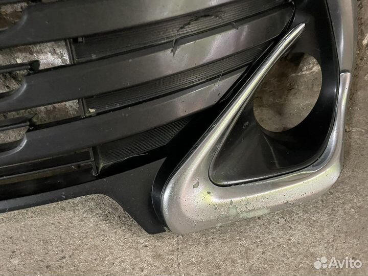 Решетка бампера Toyota Camry V55 оригинал