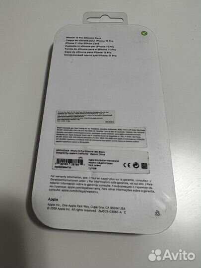 Чехол на iPhone 11 оригинал черный силиконовый