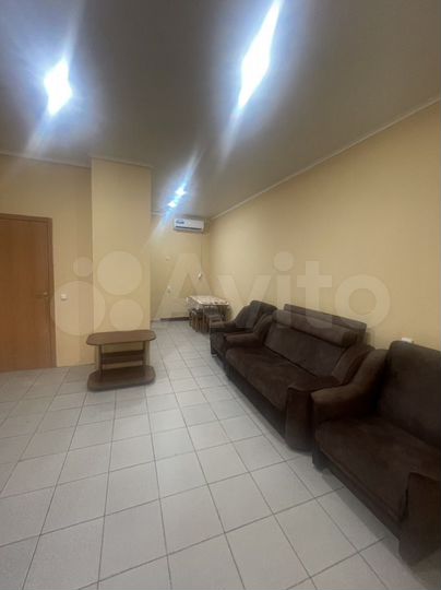2-к. квартира, 50 м², 1/1 эт.