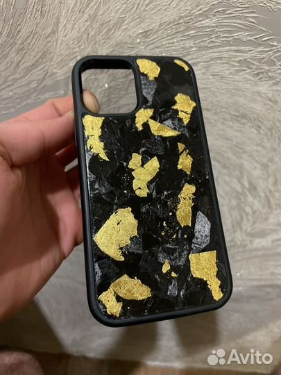 Чехол из кабона на iPhone 12 pro