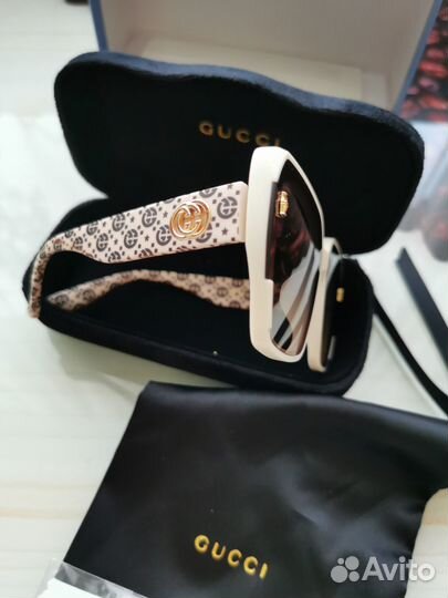 Солнцезащитные очки женские gucci