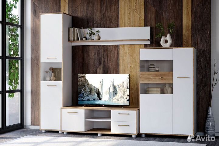 Гостиная Свен-1 крафт дуб золотой/белый 2,5 м