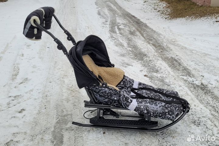 Детские санки с колесами Nevada Prampol