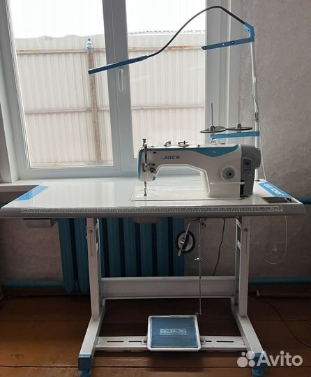 Швейная машина