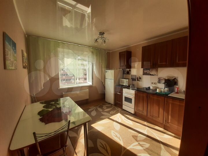 2-к. квартира, 64 м², 6/17 эт.