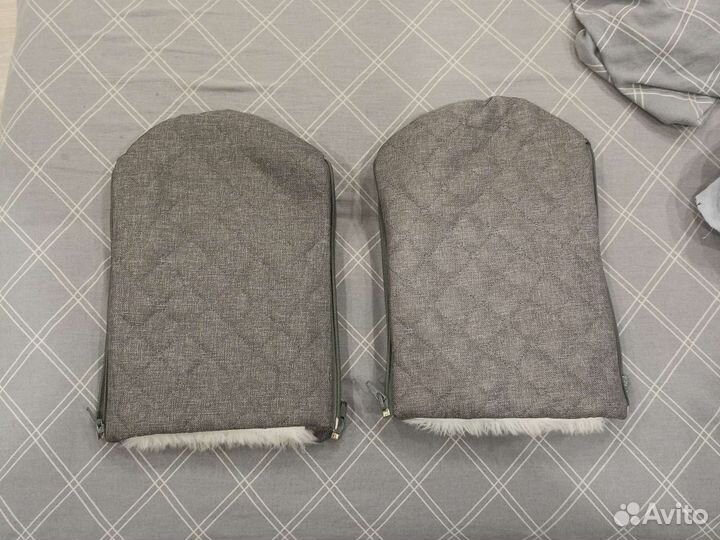 Варежки для санок