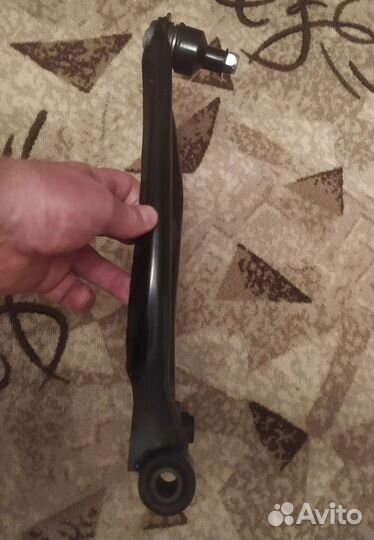 Рычаг передней подвески правой