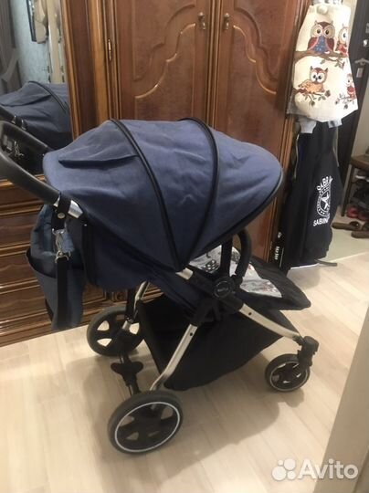 Прогулочная коляска