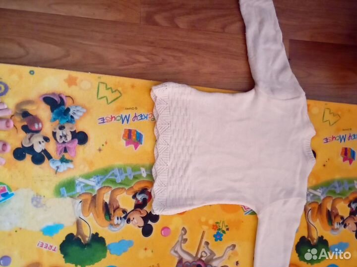 Свитер женский