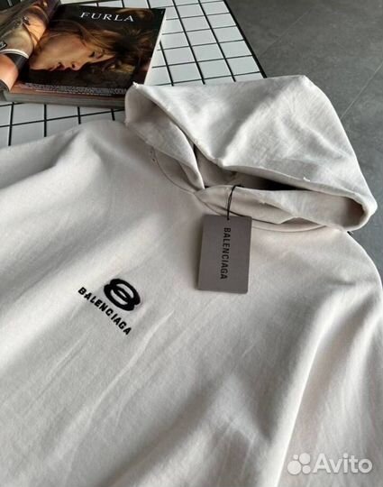 Рваное худи Balenciaga Nologo oversize