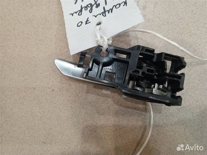 Ручка двери внутренняя левая Toyota Camry XV70 20