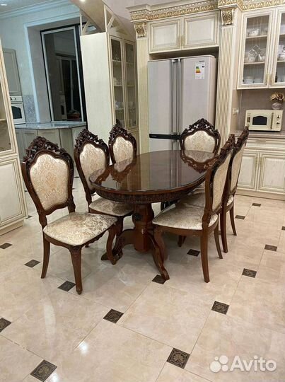 Комплект стол и стулья. Оплата при получении