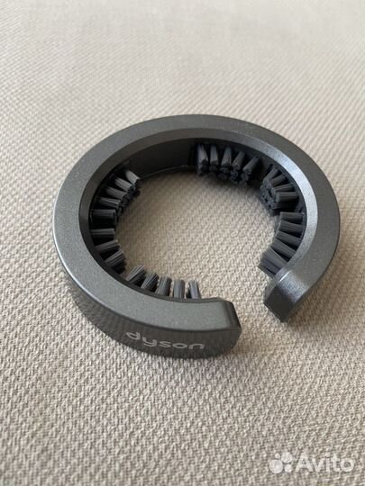 Щетка для чистки фена и стайлера Dyson