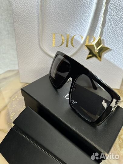 Солнцезащитные очки Dior