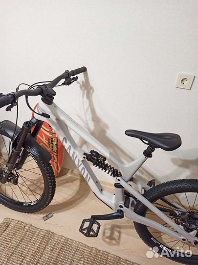 Canyon Spectral Mullet CF8