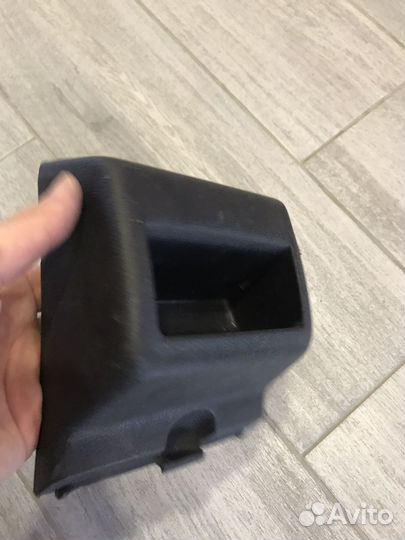 Заглушка подлокотника пежо 308, 408