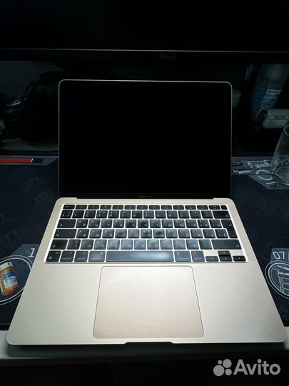 Apple macbook air 13 m1