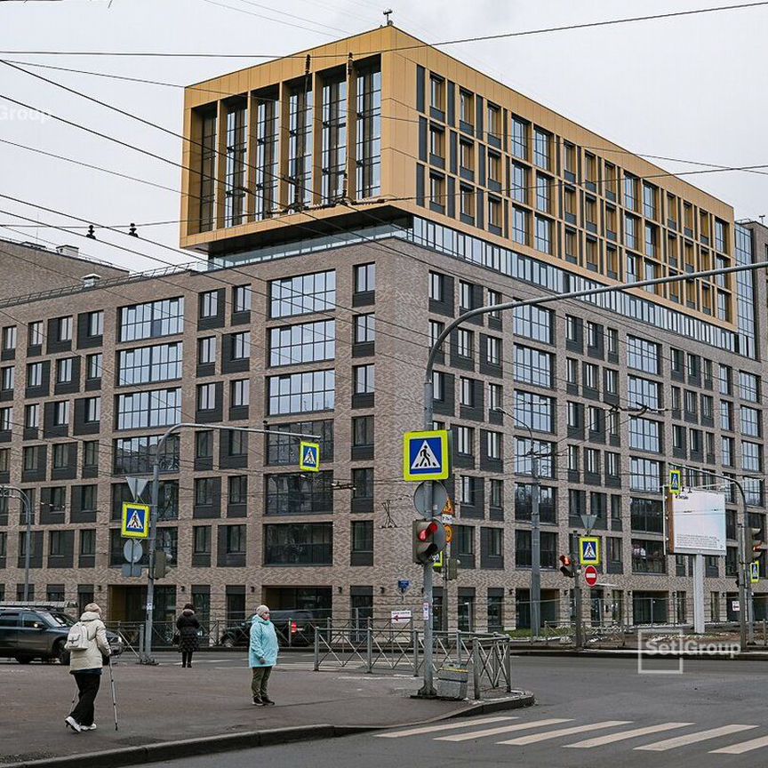 3-к. квартира, 107,6 м², 3/8 эт.