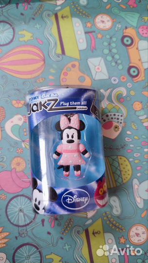 Брелок Минни (Микки Маус), Дисней