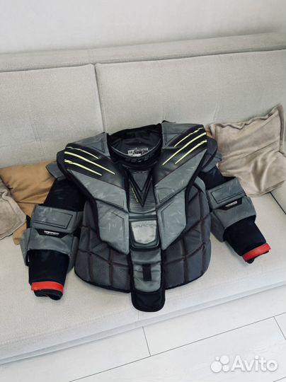 Вратарский Нагрудник Bauer HyperLite Pro