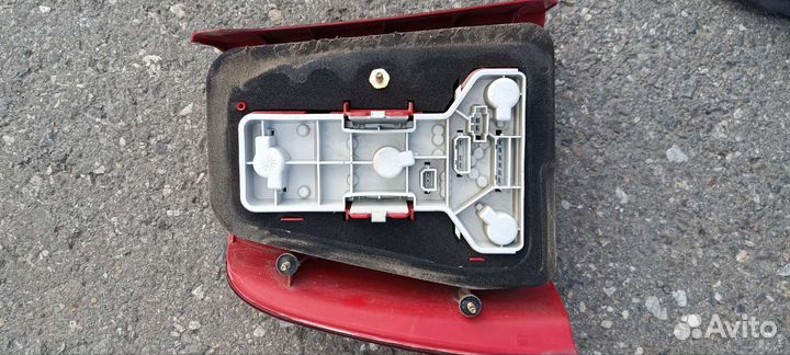 Задний фонарь правый passat b5