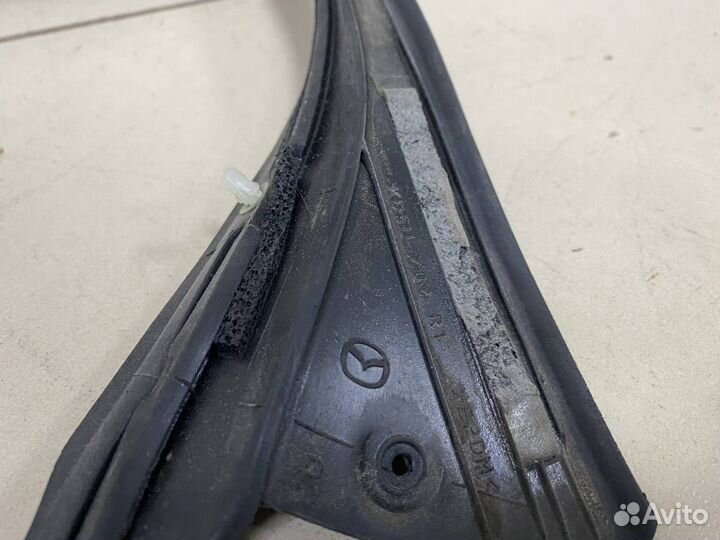 Уплотнитель двери Mazda CX-5 KE 2011-2017