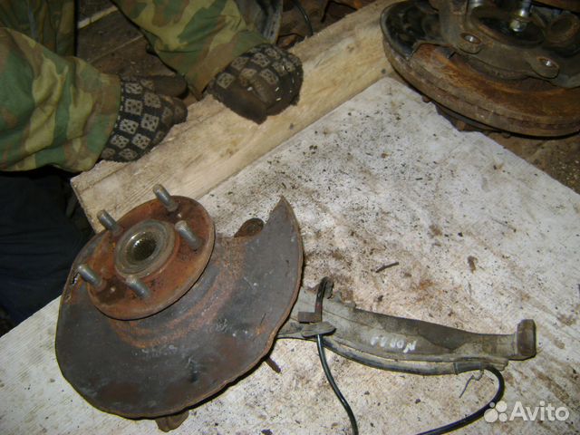 Кулак передний левый Хонда цр-В Honda CR-V abs