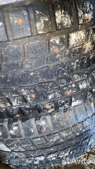 Dunlop SP Winter Ice 01 285/60 R18 60T