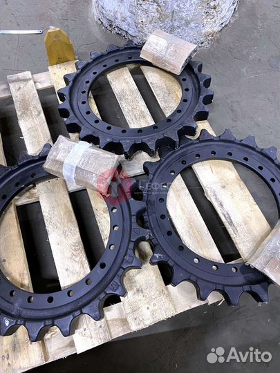 Звезда ведущая Hitachi ZX250K-3G 1032489