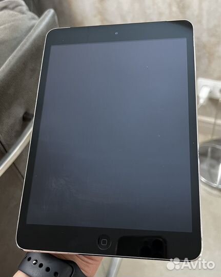 iPad mini 2 model A1490