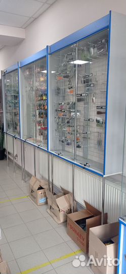 Полки стеллажи втрины