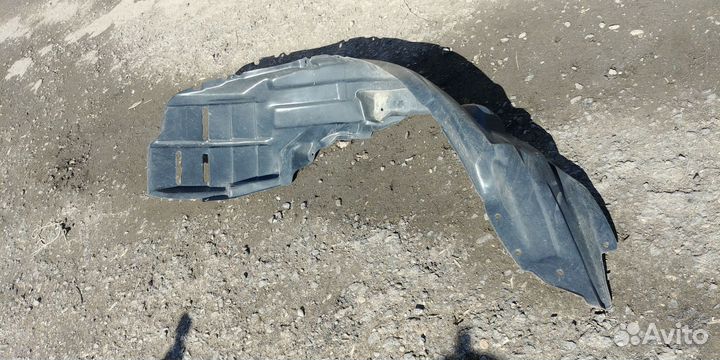 Подкрылок перед правый Mitsubishi outlander07-12