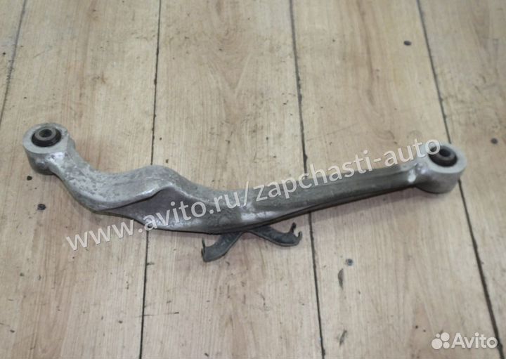 Рычаг задний левый верхний Nissan Qashqai J10