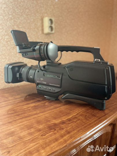 Видеокамера Sony HXR-MC1500P