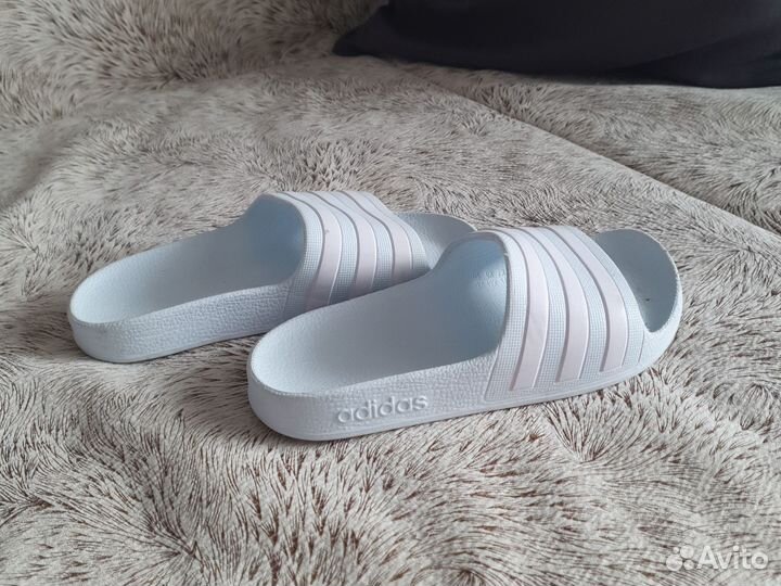 Сланцы adidas