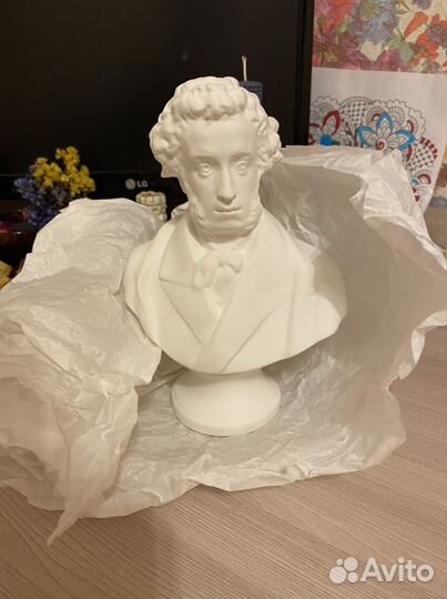 Бюст Пушкина