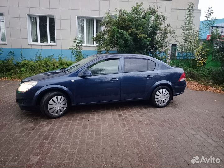 Opel Astra 1.6 МТ, 2011, 287 200 км