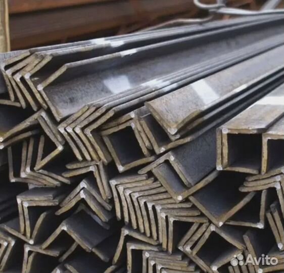 Уголок стальной