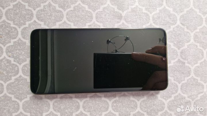 Продам телефон Xiaomi mi 9