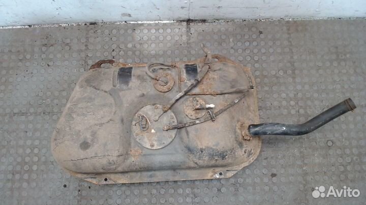 Бак топливный Suzuki Grand Vitara, 2001